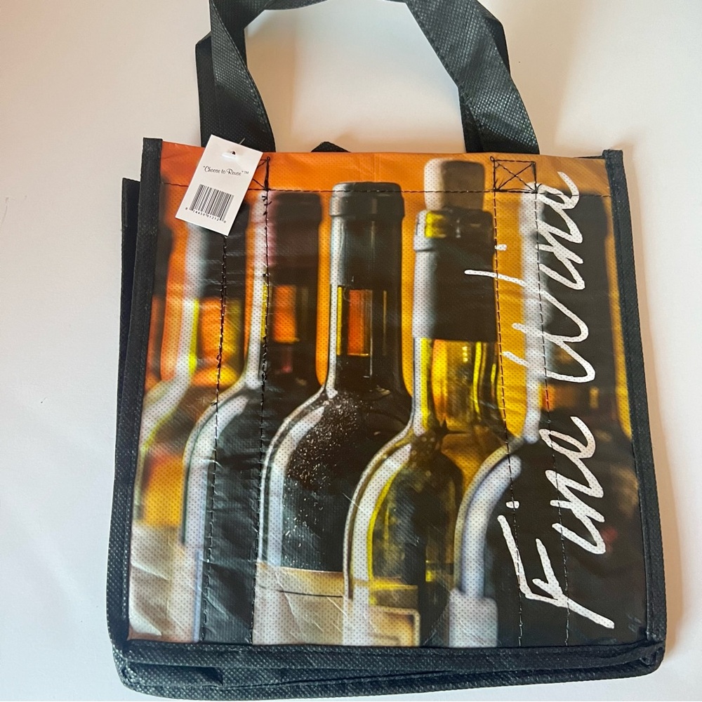FREE with purchase❣️ Wine Carrier Shopping Tote NWT
